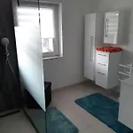 Kastanie زيمدورف